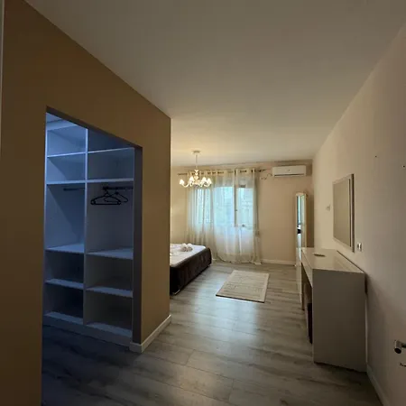 Apartment Comfort *